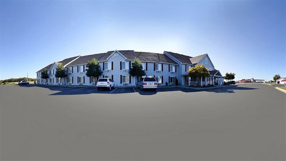 Super 8 By Wyndham Lake Of The Ozarks Eldon Eksteriør bilde