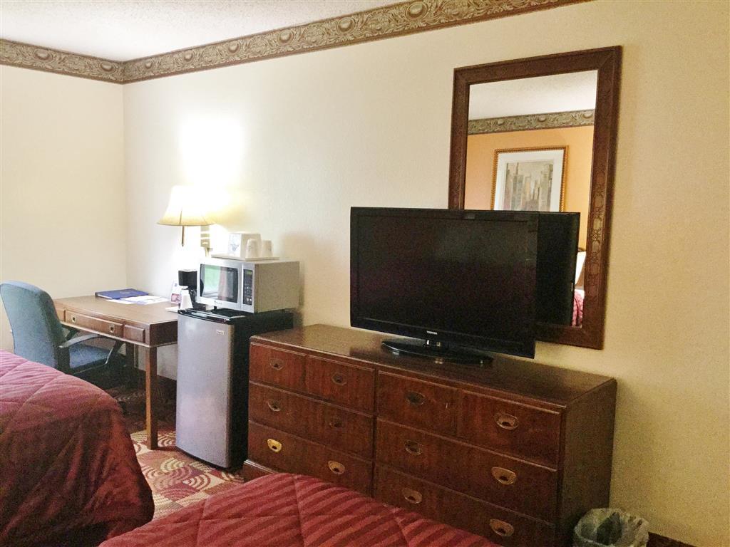 Super 8 By Wyndham Lake Of The Ozarks Eldon Rom bilde