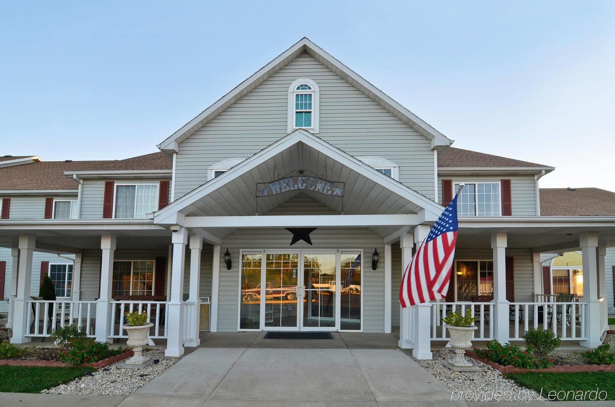 Super 8 By Wyndham Lake Of The Ozarks Eldon Eksteriør bilde